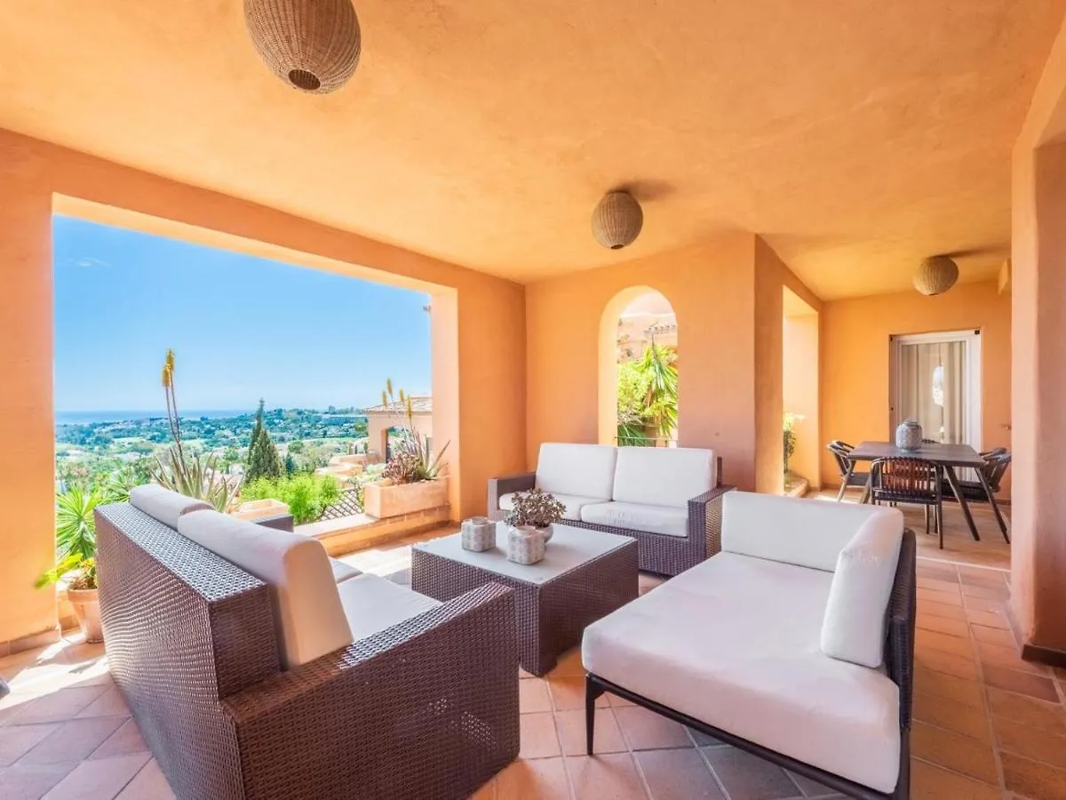 Los Belvederes A Spacious And Luxury Apartment Marbella