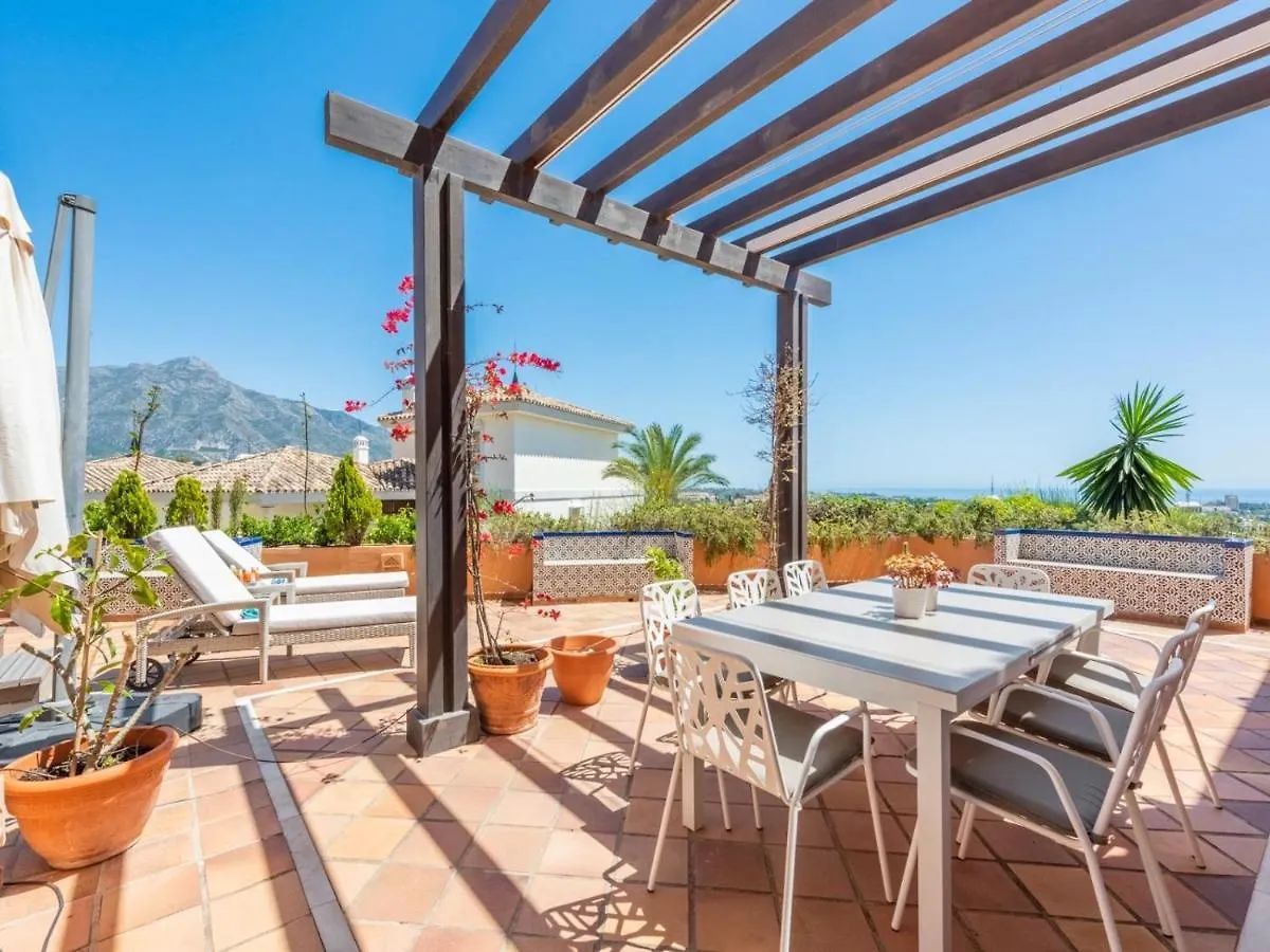 Los Belvederes A Spacious And Luxury Apartment Marbella