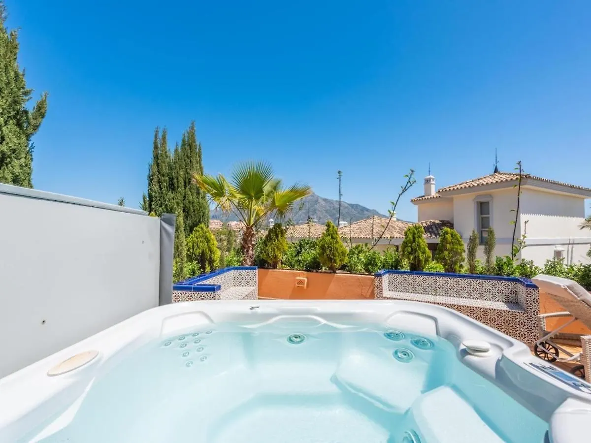 Los Belvederes A Spacious And Luxury Apartment Marbella 0*,  Spain
